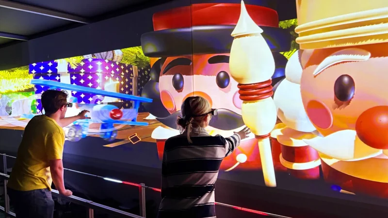 Christmas_ToysAlive_GiantToys